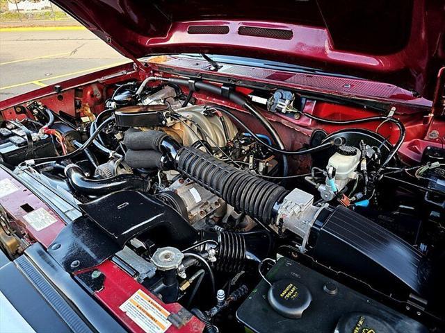 used 1995 Ford Bronco car, priced at $25,000