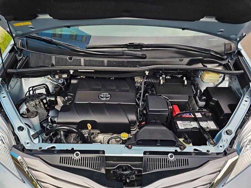 used 2016 Toyota Sienna car, priced at $27,499