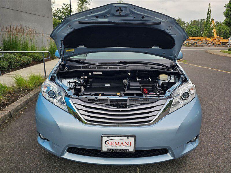 used 2016 Toyota Sienna car, priced at $27,499