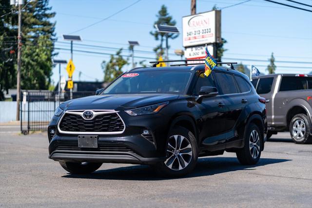 used 2022 Toyota Highlander car, priced at $39,845