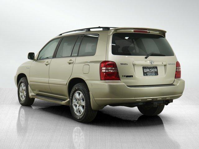 used 2003 Toyota Highlander car, priced at $6,699