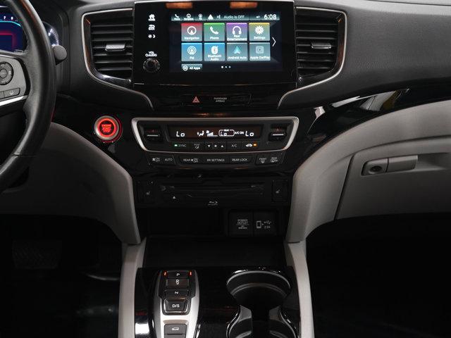 used 2022 Honda Pilot car, priced at $29,998