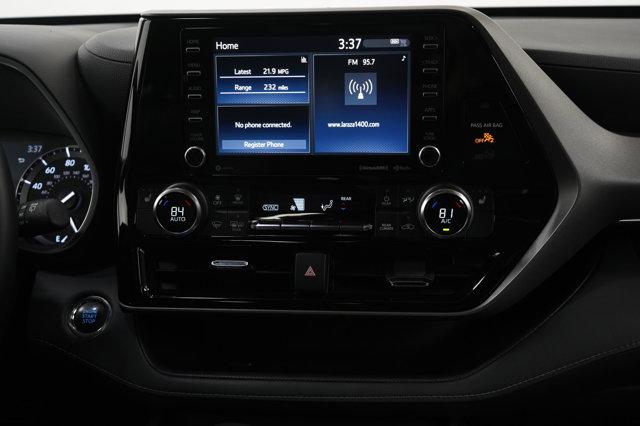 used 2022 Toyota Highlander car, priced at $39,299