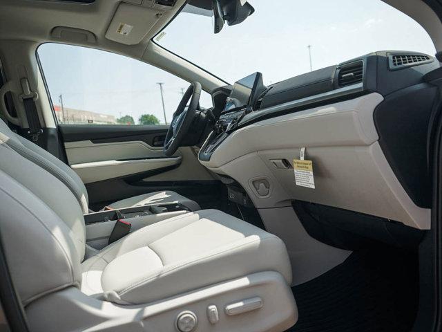 new 2025 Honda Odyssey car, priced at $43,597