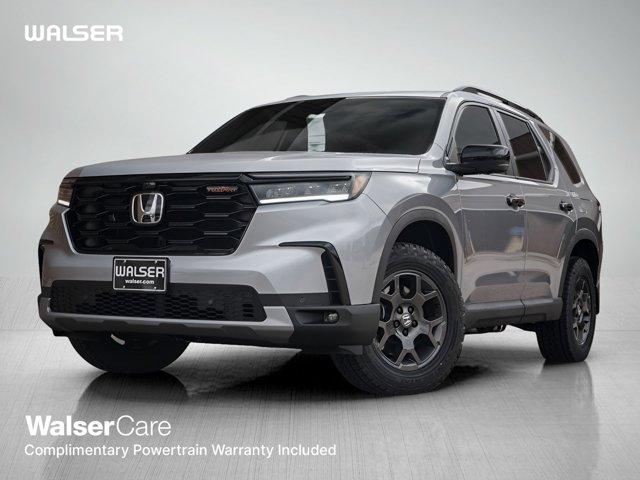 new 2025 Honda Pilot car, priced at $48,897