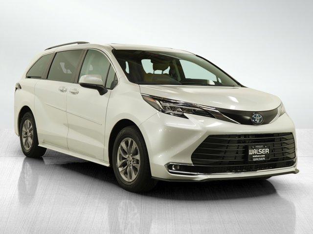 used 2022 Toyota Sienna car, priced at $39,599