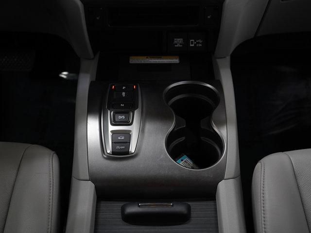 used 2022 Honda Pilot car, priced at $35,699