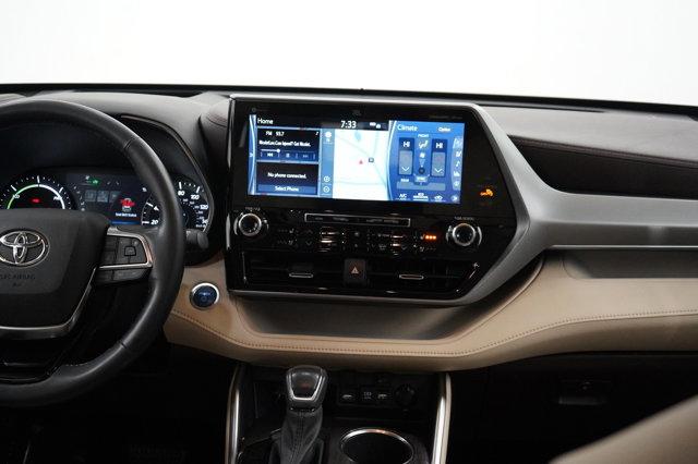 used 2021 Toyota Highlander Hybrid car, priced at $38,599