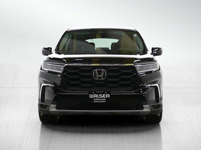 used 2023 Honda Pilot car, priced at $39,399