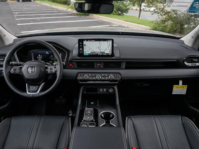 new 2025 Honda Pilot car, priced at $51,297