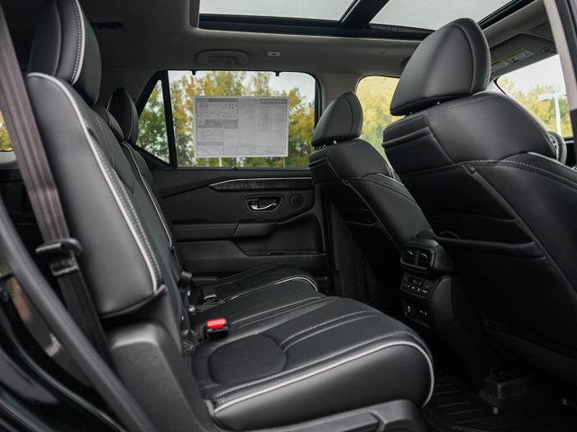 new 2025 Honda Pilot car, priced at $51,297