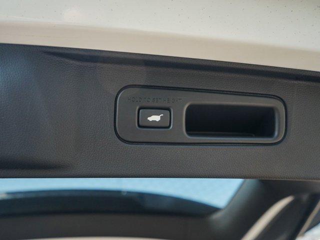 new 2025 Honda Pilot car, priced at $44,830