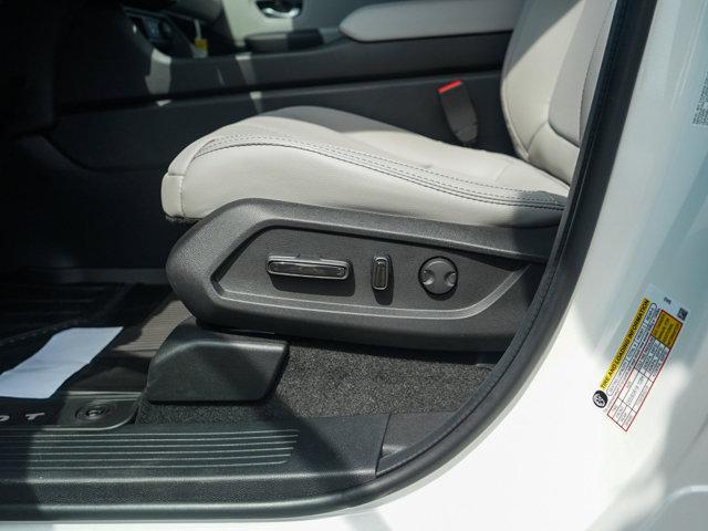 new 2025 Honda Pilot car, priced at $44,830