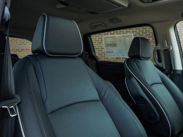 new 2026 Honda Odyssey car, priced at $50,237