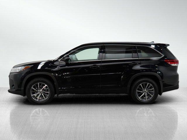 used 2018 Toyota Highlander car, priced at $24,899