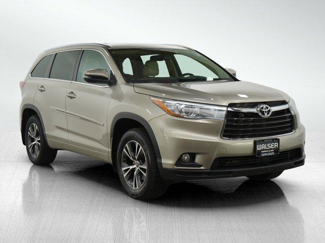 used 2016 Toyota Highlander car, priced at $17,799