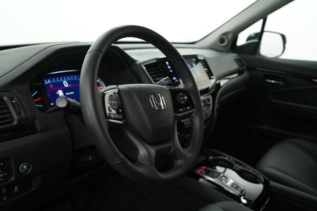 used 2022 Honda Pilot car, priced at $36,998