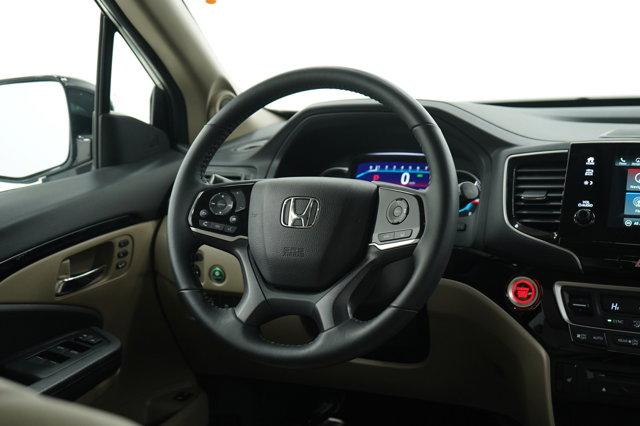 used 2022 Honda Pilot car, priced at $34,998