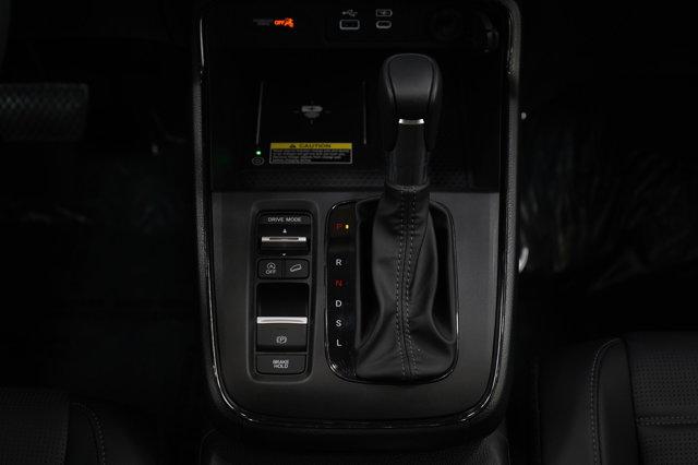 used 2025 Honda CR-V car, priced at $35,299