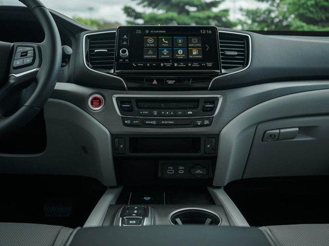 new 2025 Honda Ridgeline car, priced at $42,192