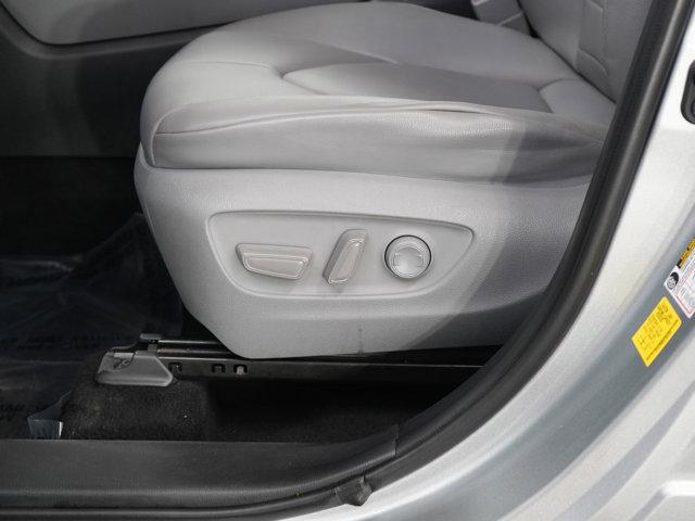 used 2020 Toyota Highlander car, priced at $27,499