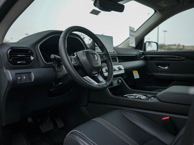 new 2025 Honda Pilot car, priced at $45,242