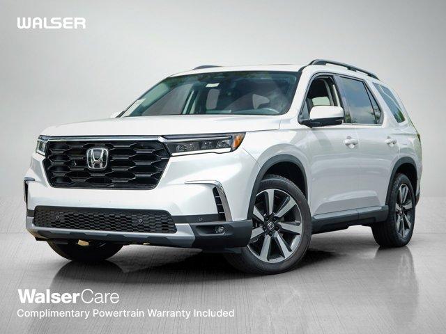 new 2025 Honda Pilot car, priced at $48,568