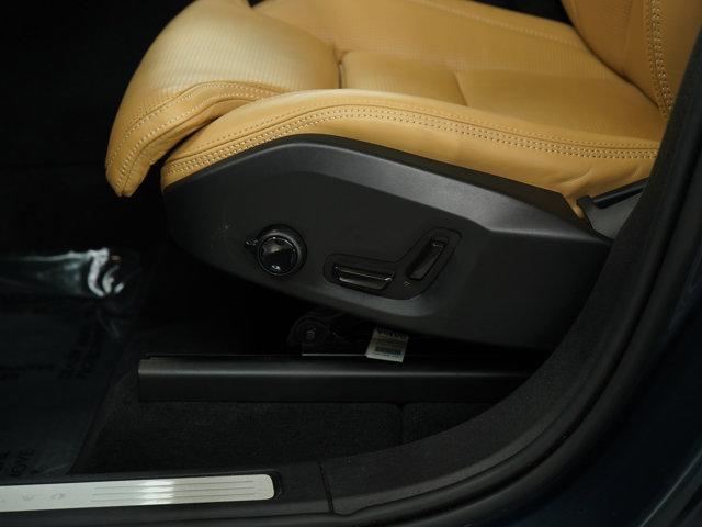 used 2022 Volvo XC60 car, priced at $38,998