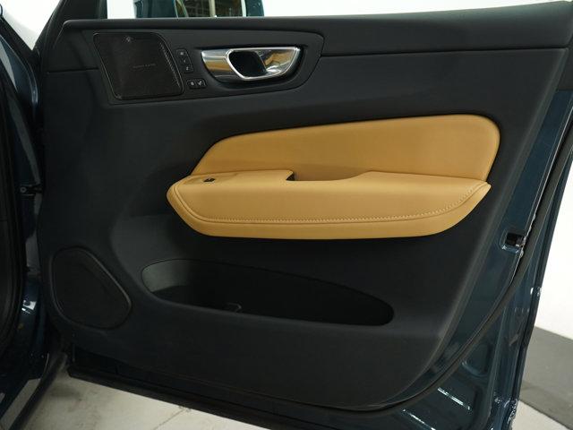 used 2022 Volvo XC60 car, priced at $38,998