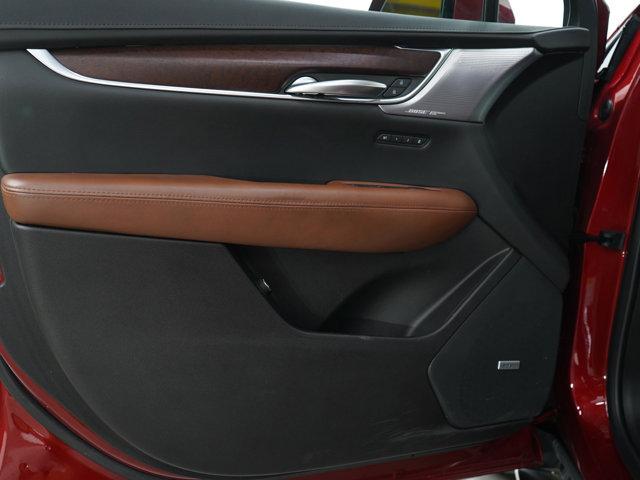 used 2023 Cadillac XT5 car, priced at $37,998