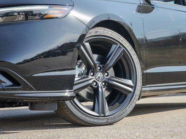 new 2025 Honda Accord Hybrid car, priced at $34,686