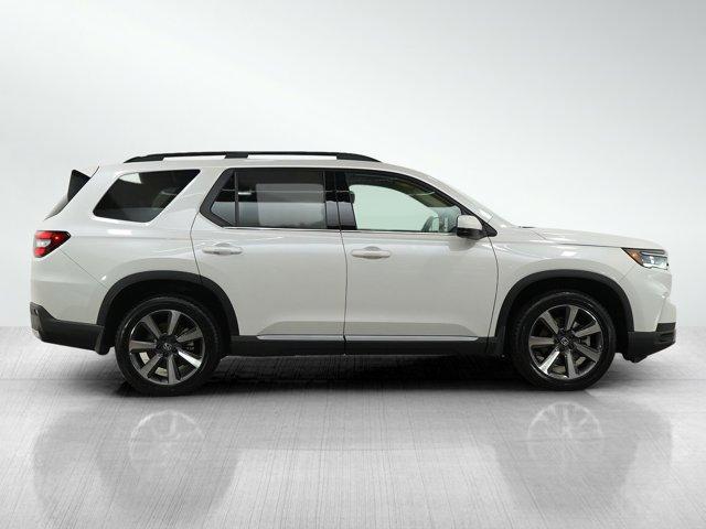 used 2024 Honda Pilot car, priced at $43,998