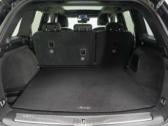 used 2022 Jeep Grand Cherokee car, priced at $37,998