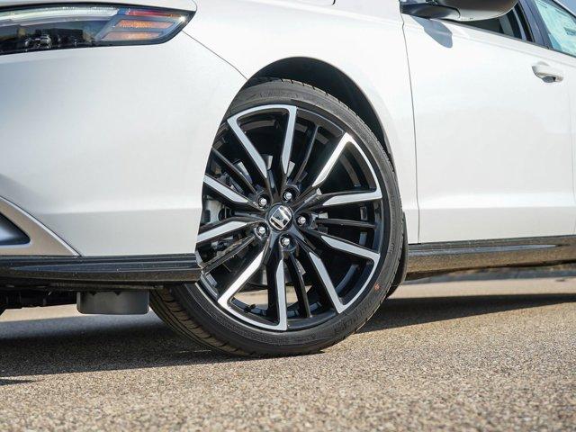 new 2025 Honda Accord Hybrid car, priced at $38,097