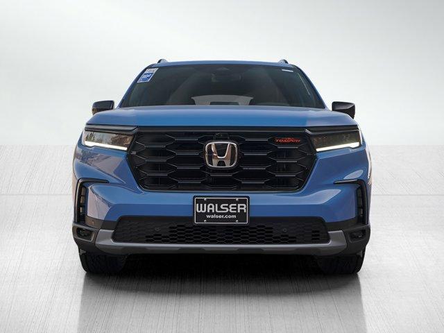 new 2025 Honda Pilot car, priced at $48,997