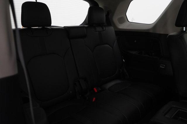 used 2023 Honda Pilot car, priced at $41,998