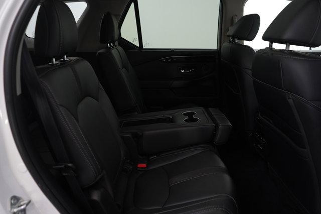 used 2023 Honda Pilot car, priced at $41,998