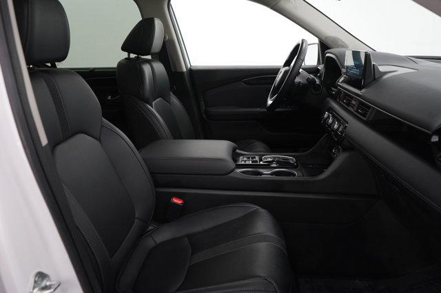 used 2023 Honda Pilot car, priced at $41,998