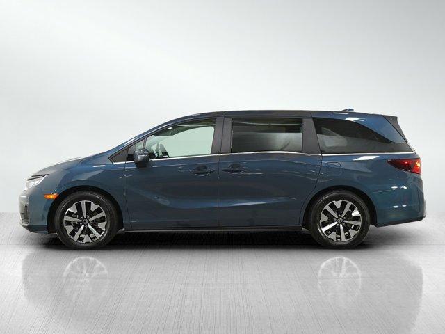 used 2025 Honda Odyssey car, priced at $37,998