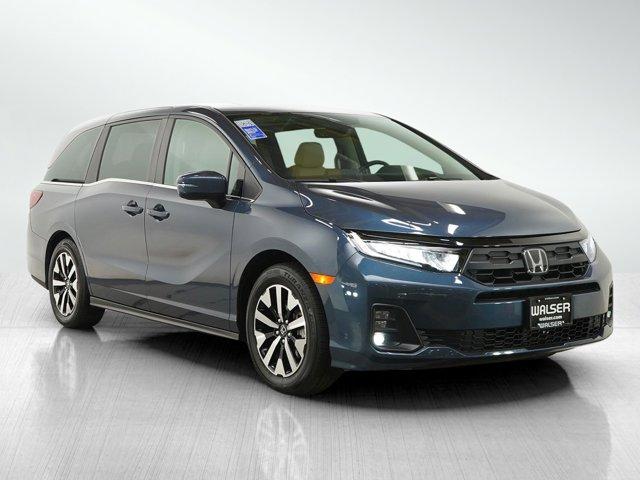 used 2025 Honda Odyssey car, priced at $37,998