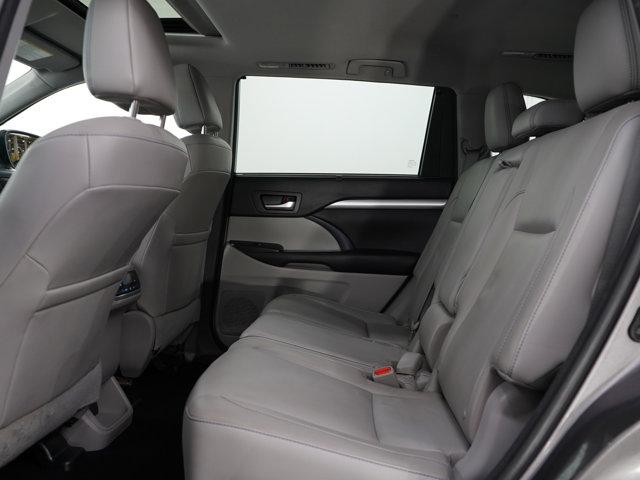 used 2016 Toyota Highlander car, priced at $20,399