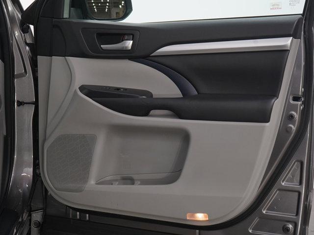 used 2016 Toyota Highlander car, priced at $20,399