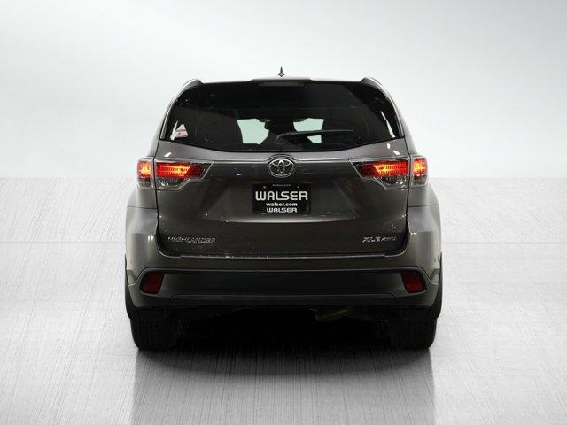 used 2016 Toyota Highlander car, priced at $20,399