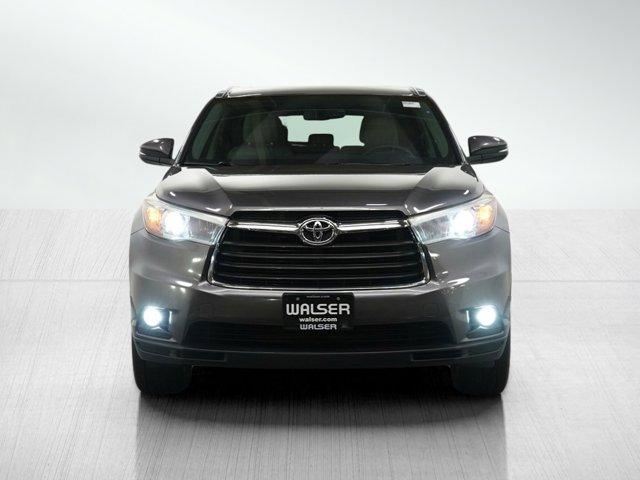used 2016 Toyota Highlander car, priced at $20,399