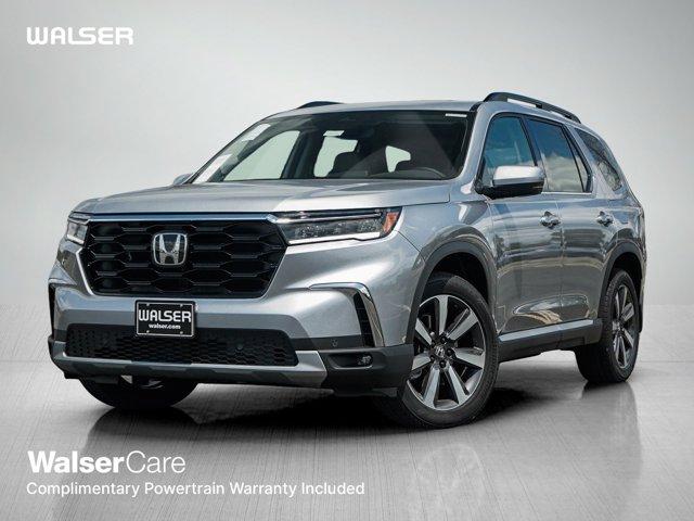 new 2025 Honda Pilot car, priced at $48,397