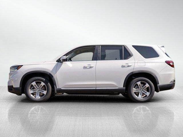 new 2025 Honda Pilot car, priced at $47,199