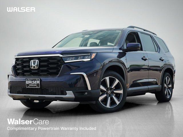 new 2025 Honda Pilot car, priced at $48,997