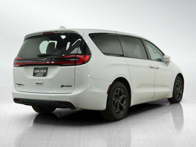 used 2022 Chrysler Pacifica Hybrid car, priced at $31,799