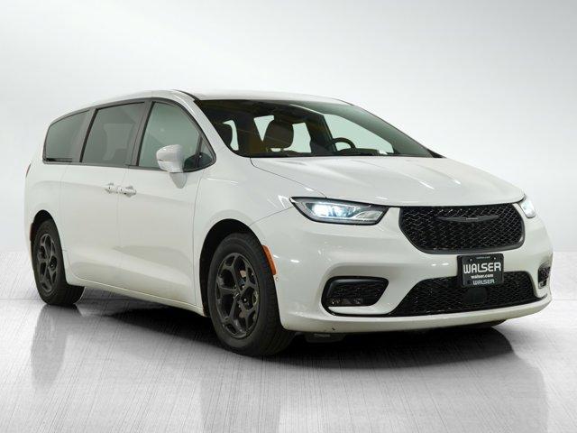 used 2022 Chrysler Pacifica Hybrid car, priced at $31,799