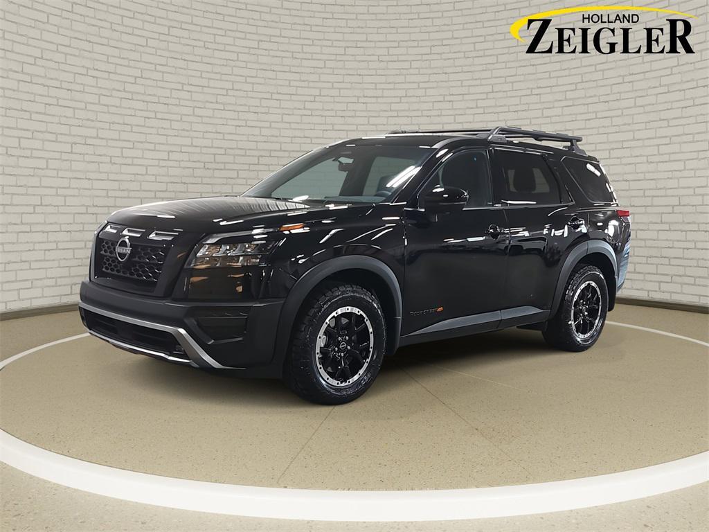 new 2025 Nissan Pathfinder car, priced at $44,257